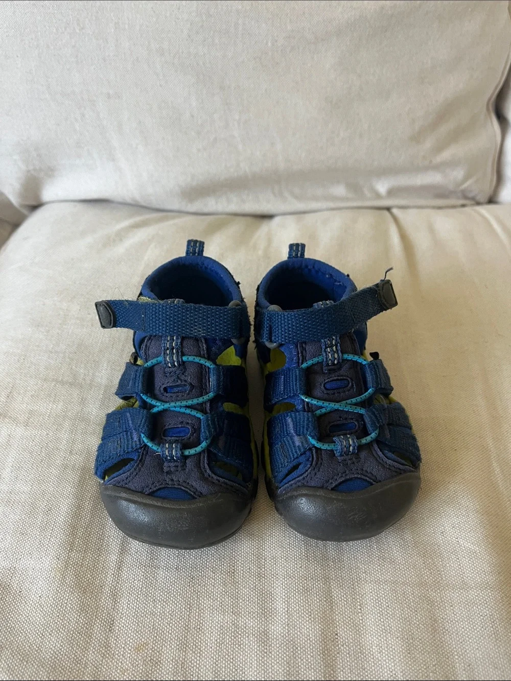 Keen Blue and Lime Closed-Toe Kids Sandals size 4 toddler
